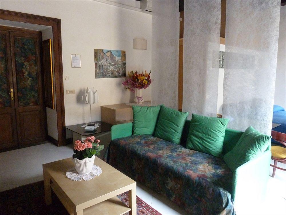 Bb Santa Rosa Bed and Breakfast Viterbo Exteriör bild