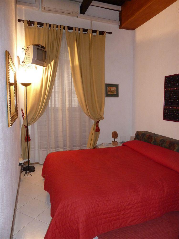 Bb Santa Rosa Bed and Breakfast Viterbo Exteriör bild